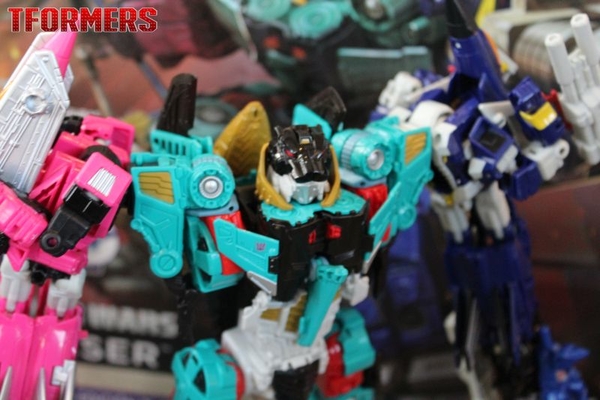 SDCC2016   More Images From Hasbro Breakfast Spotlighting Platinum Edition Liokaiser  (34 of 48)